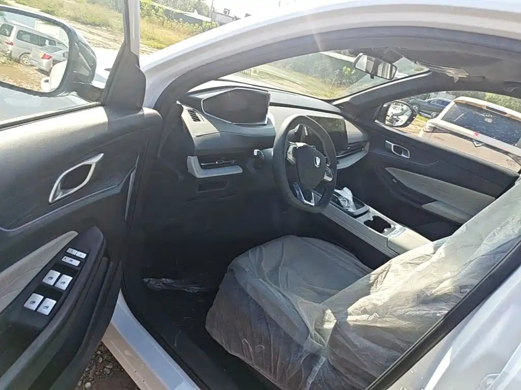 Changan CS55PLUS PHEV — миниатюра 16