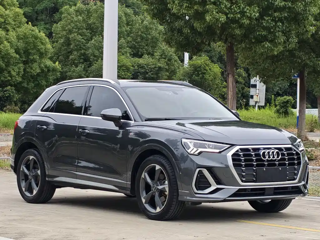 Audi Q3 2022 35 TFSI Fashion