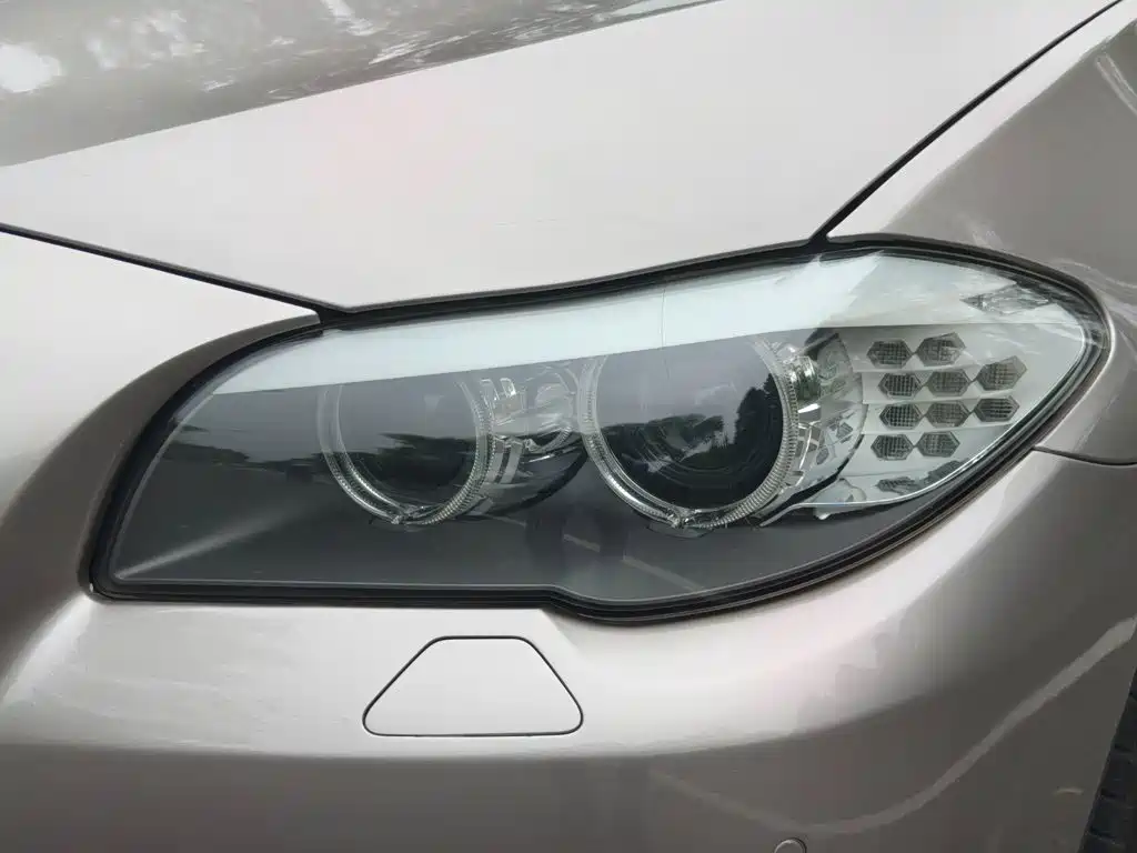 BMW 5 Series — миниатюра 16