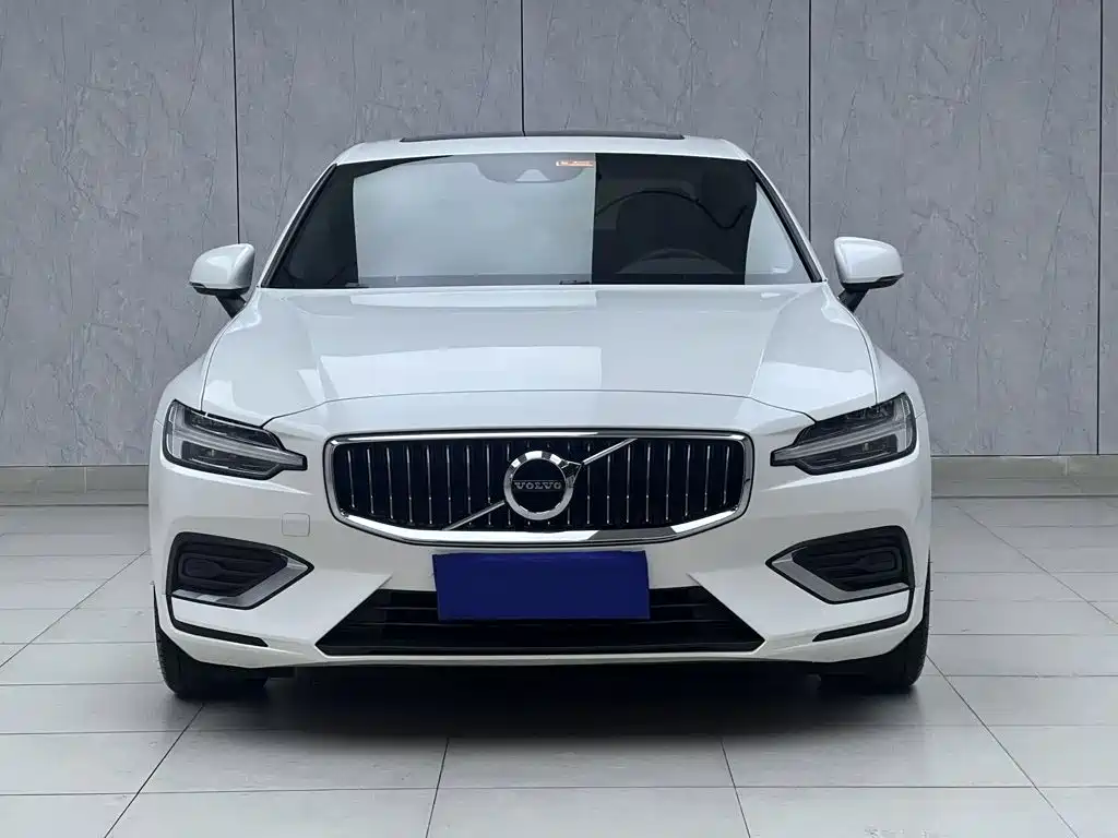 Volvo S60 — миниатюра 2