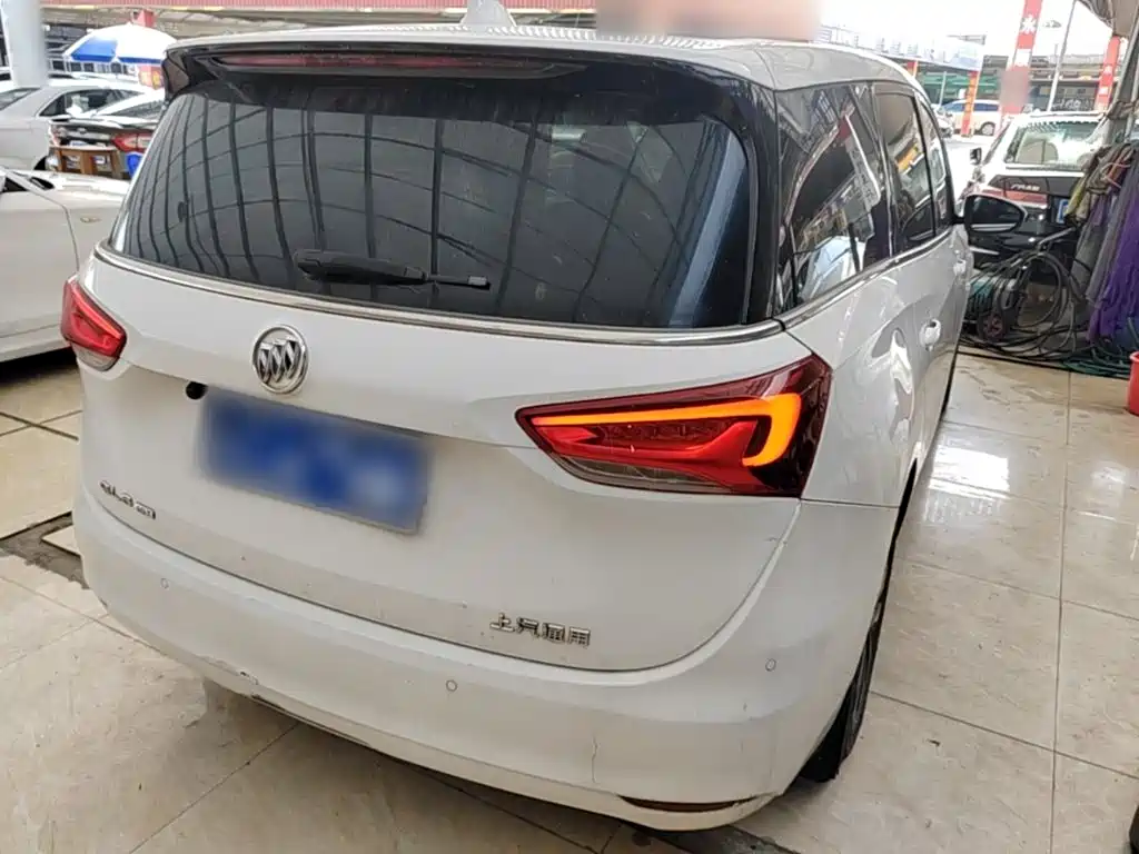 Buick GL6 — миниатюра 7