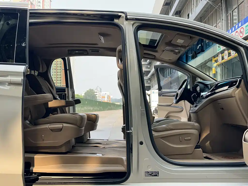 Buick GL8 2018 ES 28T Premium VI