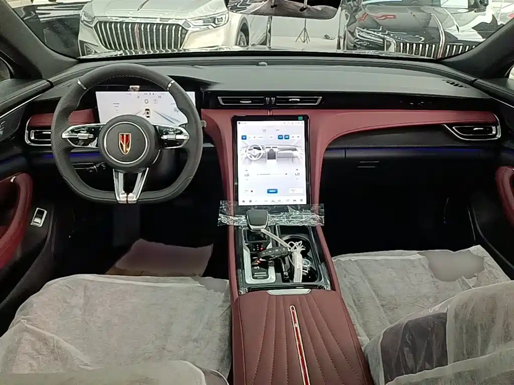 Hongqi H5 2025 2.0T AT 200