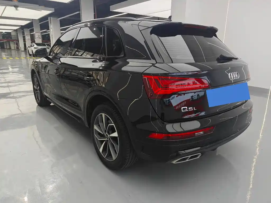 Audi Q5L — миниатюра 7