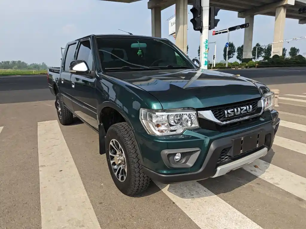 Isuzu T17 — миниатюра 4