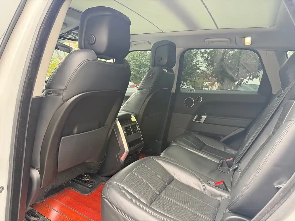 Land Rover Sport — миниатюра 8