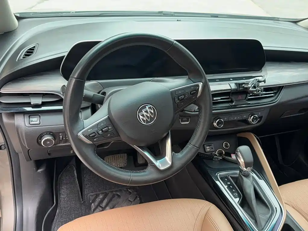 Buick GL6 2021 323T Luxury