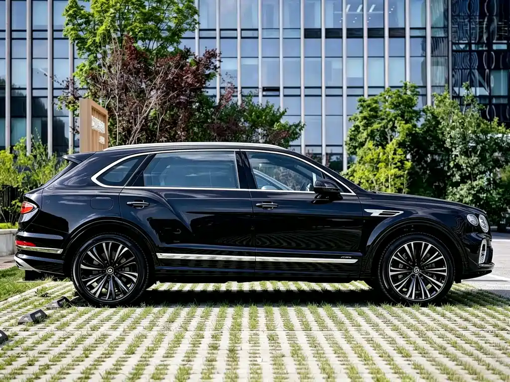 Bentley Bentayga 2023 4.0T V8