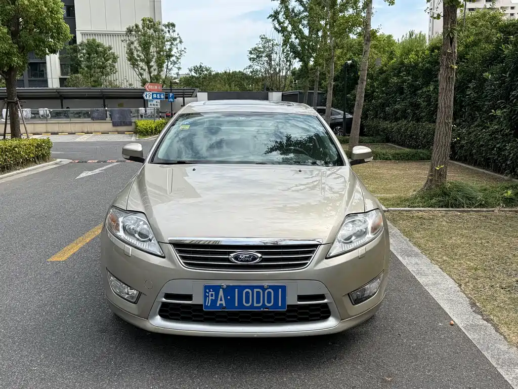 Ford Mondeo Zhisheng — миниатюра 2