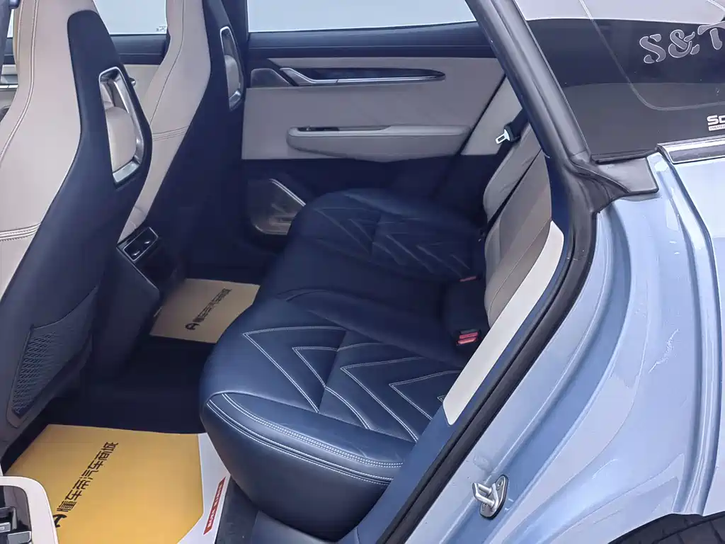 ZEEKR EXTREME KRYPTON 001