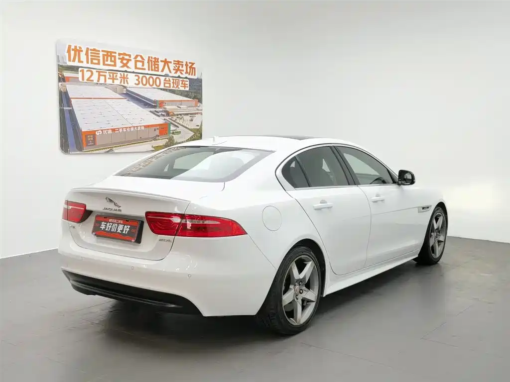 Jaguar XE 2015 2.0T 200PS R-Sport