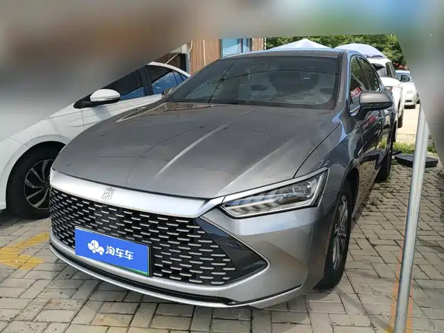 2023 BYD Qin
