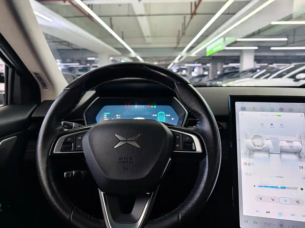 XPeng G3 — миниатюра 12