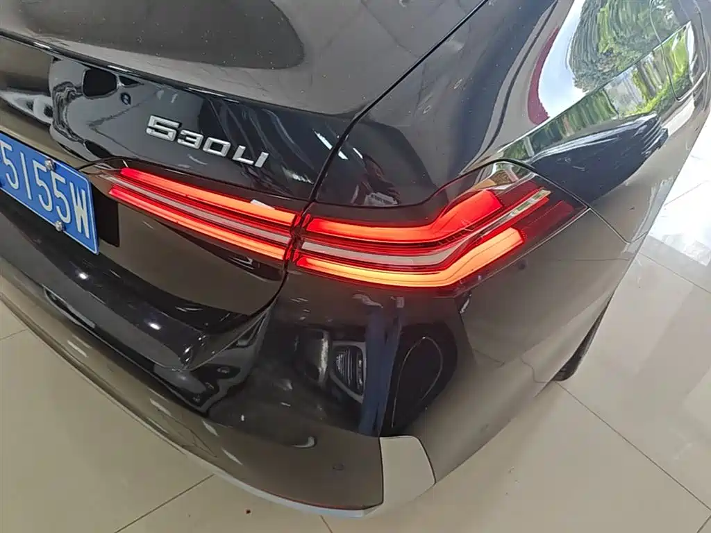 BMW 5 Series 5 2024 530Li Lead Luxury