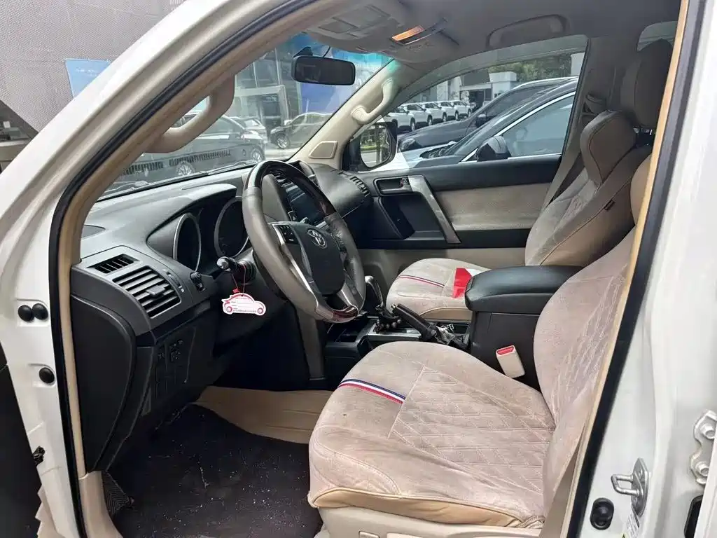 Toyota Prado (Import) — миниатюра 4