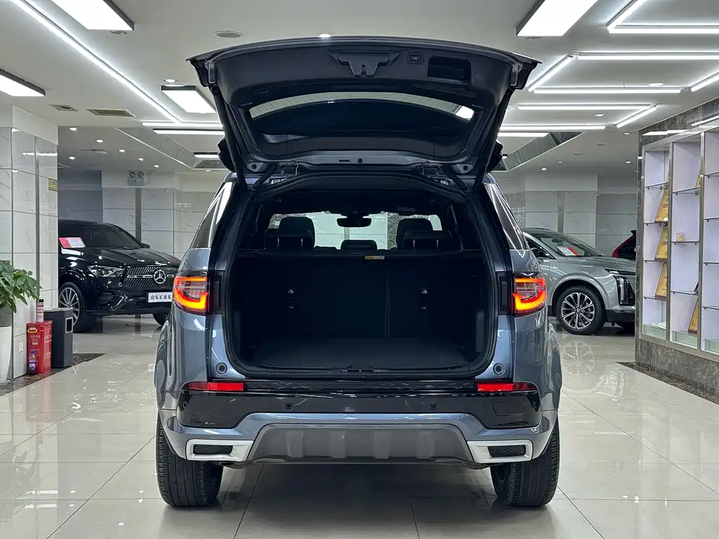 Land Rover Discovery Sport — миниатюра 21