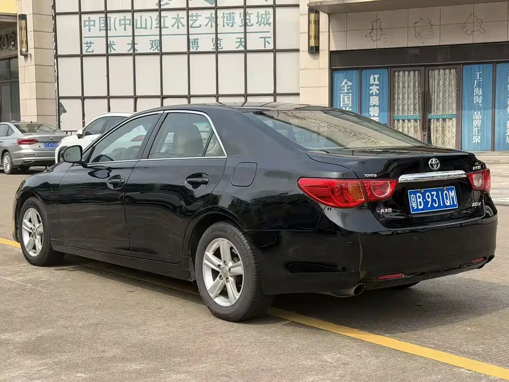 Toyota Reiz 2010 2.5V