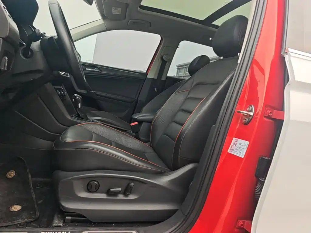Volkswagen Tiguan L — миниатюра 15
