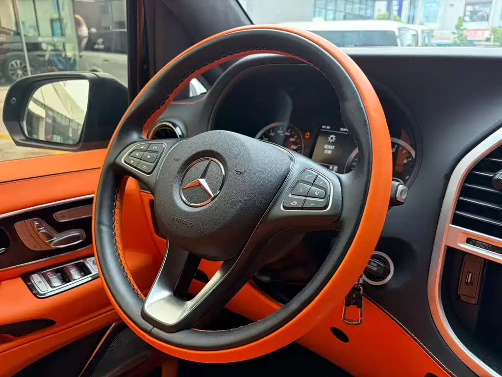 Mercedes-Benz Vito — миниатюра 11