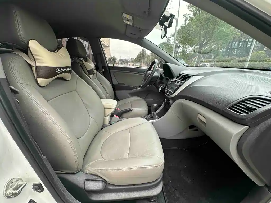Hyundai Verna — миниатюра 12