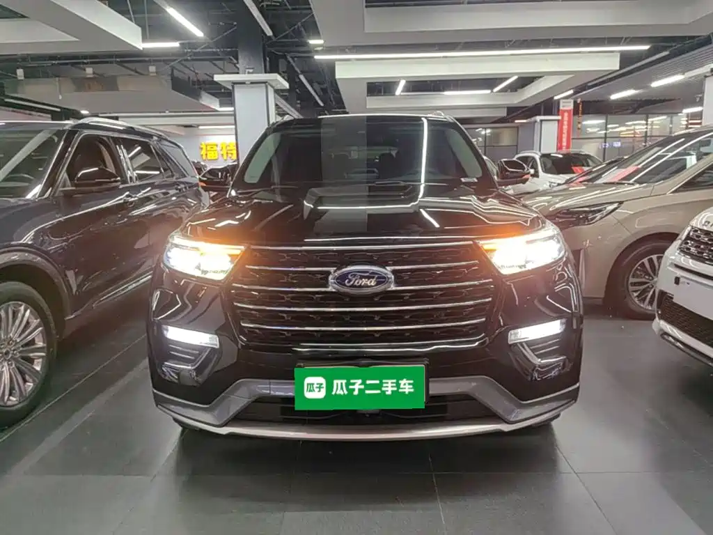 Ford Explorer — миниатюра 3