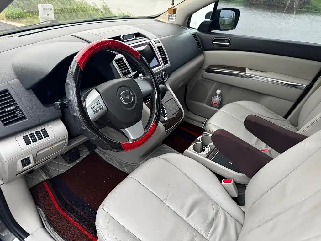 Mazda 8 — миниатюра 5