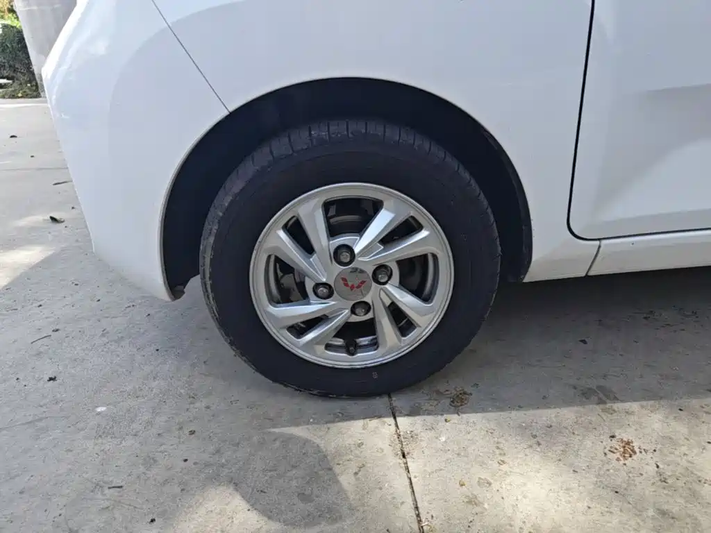 Wuling MINIEV — миниатюра 23