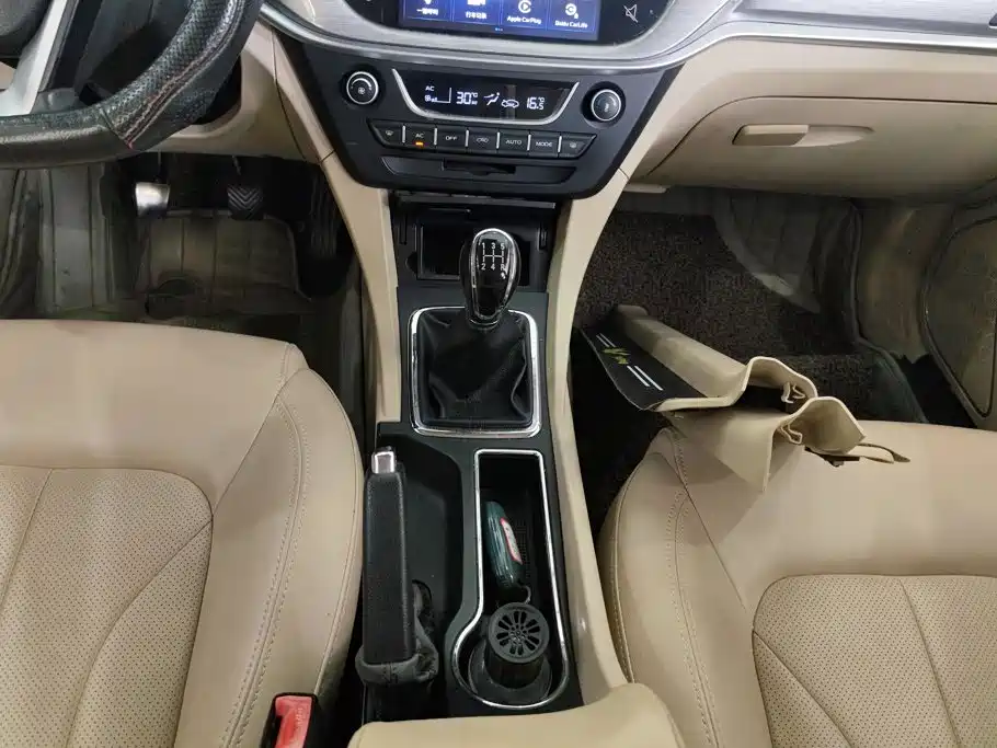 Geely Emgrand — миниатюра 16