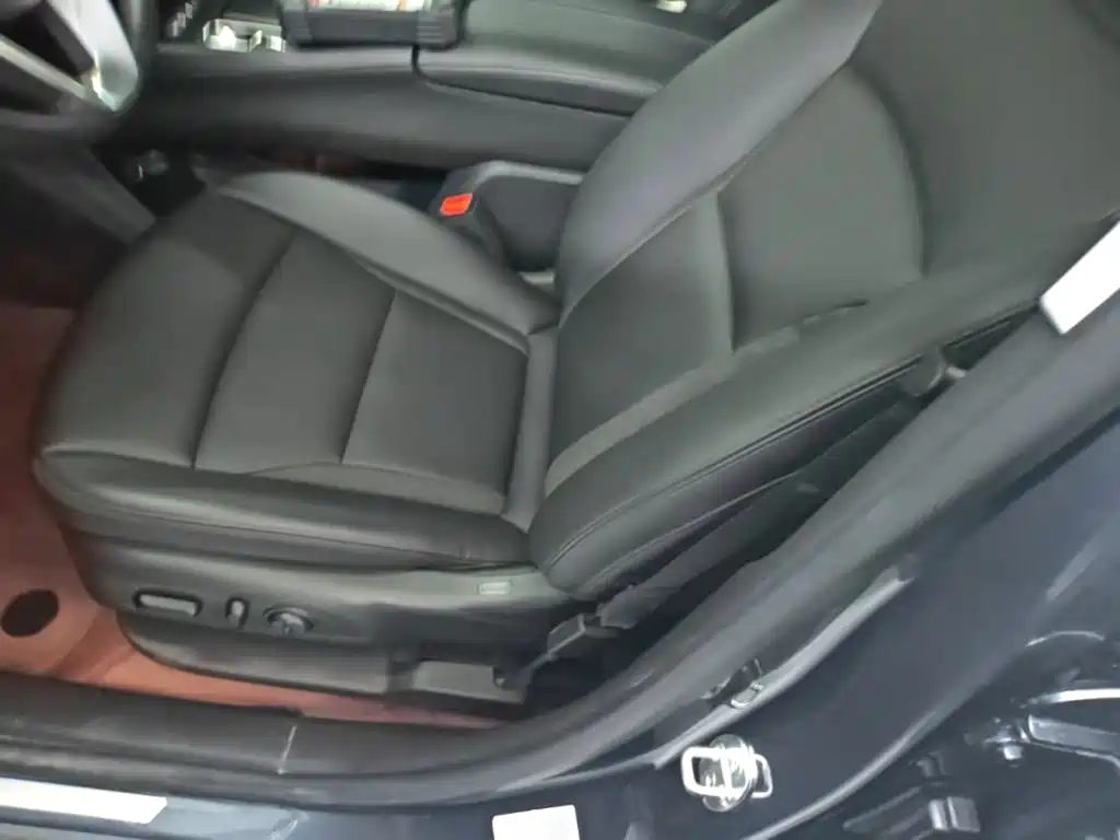 Buick Enclave — миниатюра 15