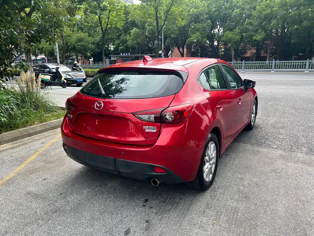 Mazda 3 Axela — миниатюра 7