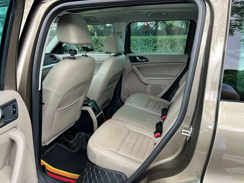 Skoda Yeti — миниатюра 14