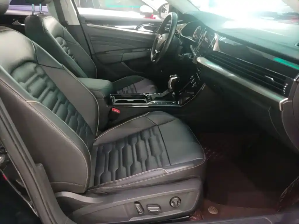 Volkswagen Passat — миниатюра 25