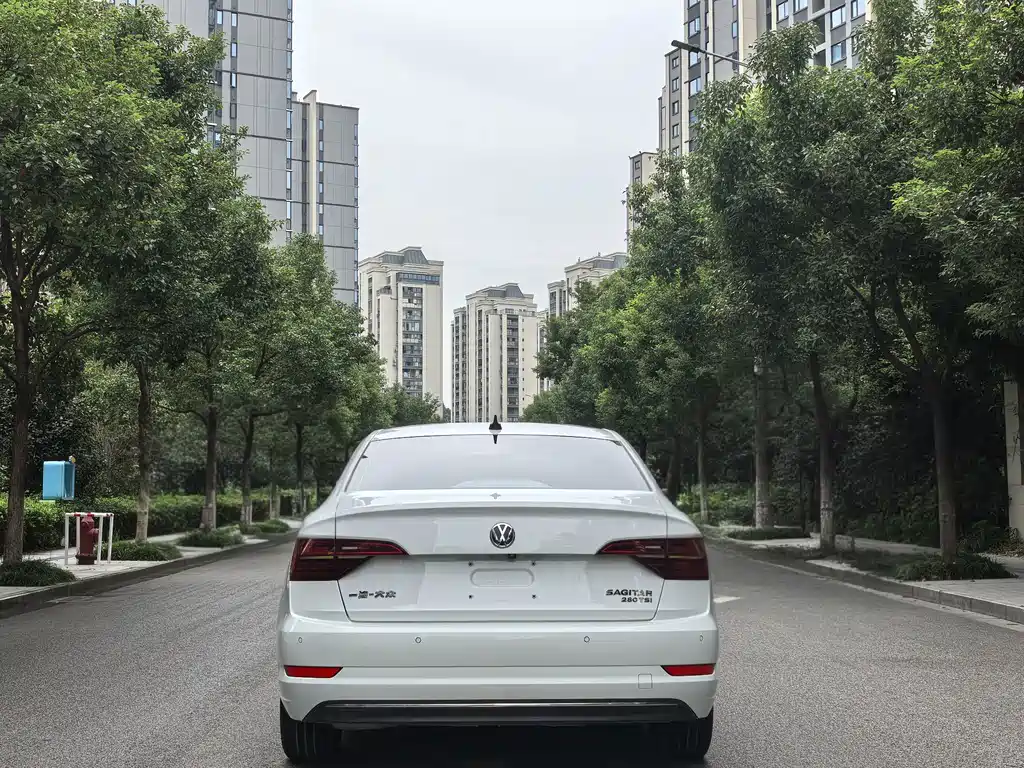 Volkswagen Sagitar — миниатюра 13