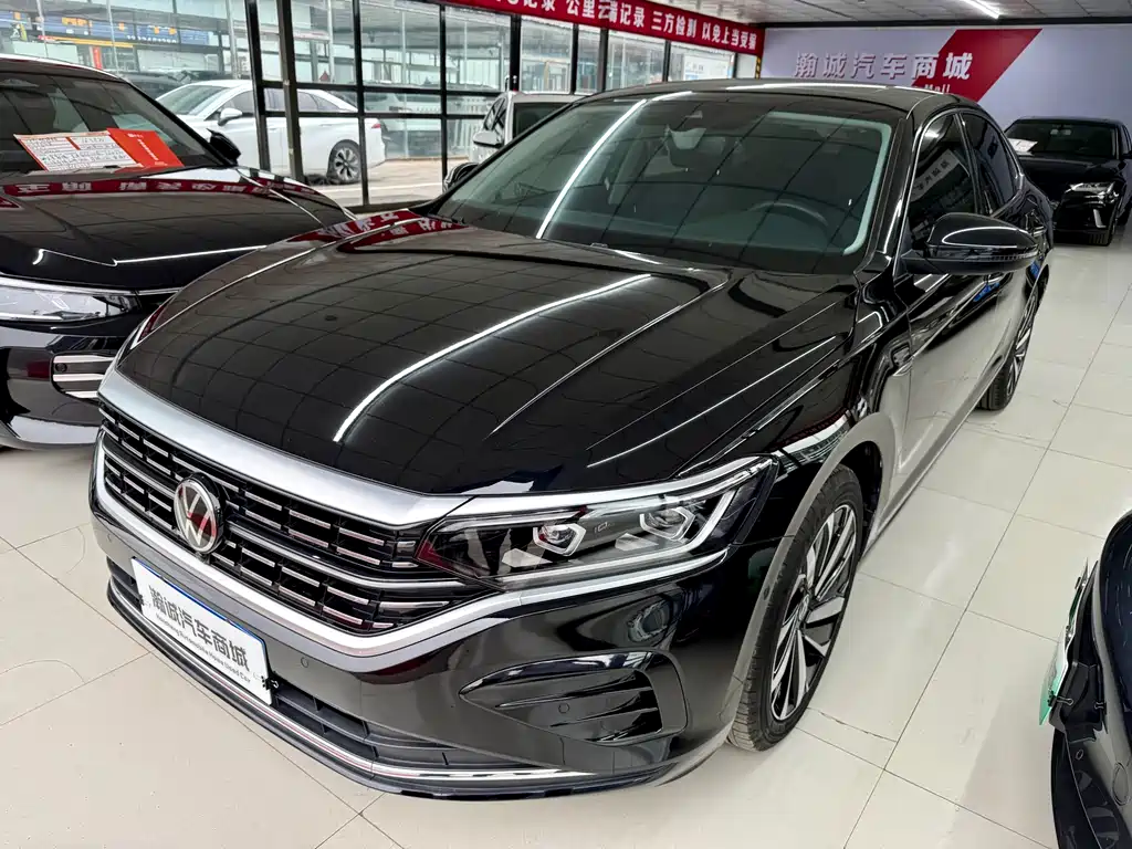 Volkswagen Passat 2023