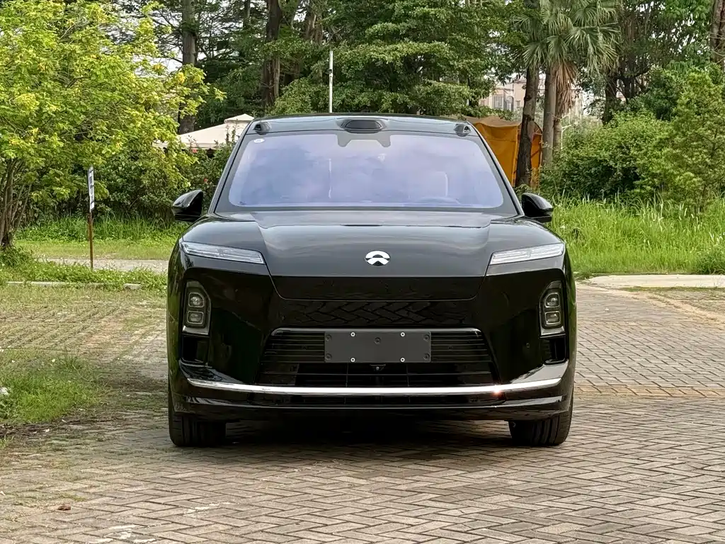 NIO ES8 2026 мест Executive Luxury