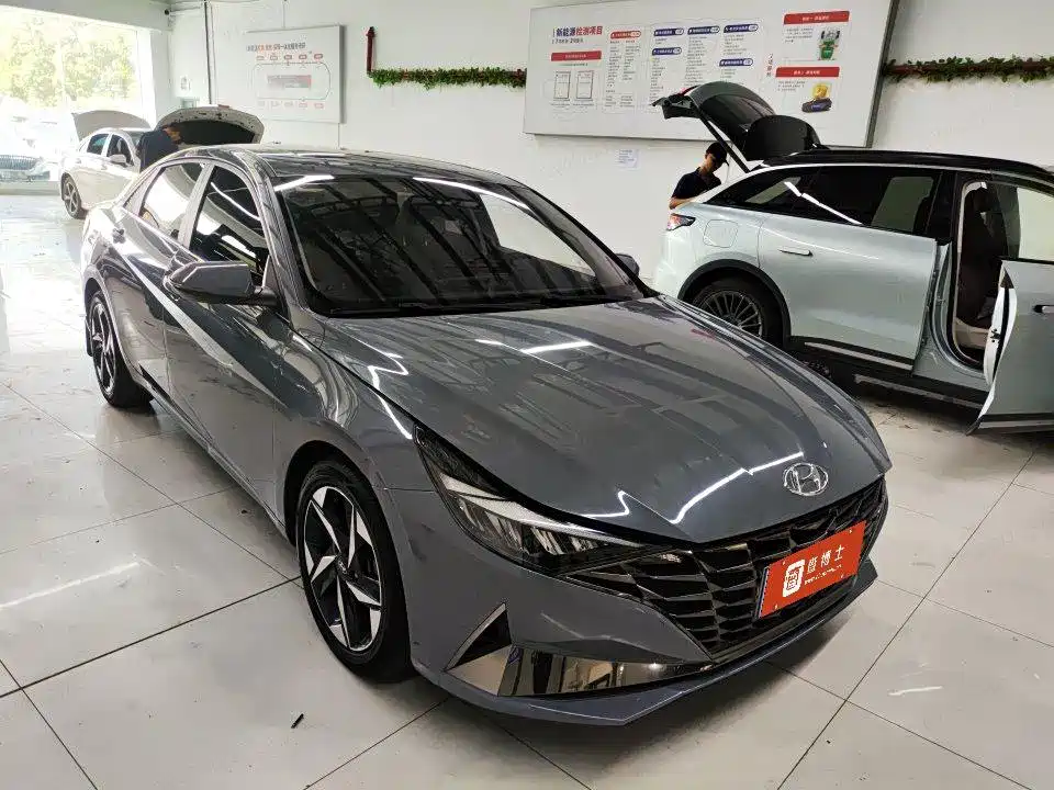 Hyundai Elantra — миниатюра 2
