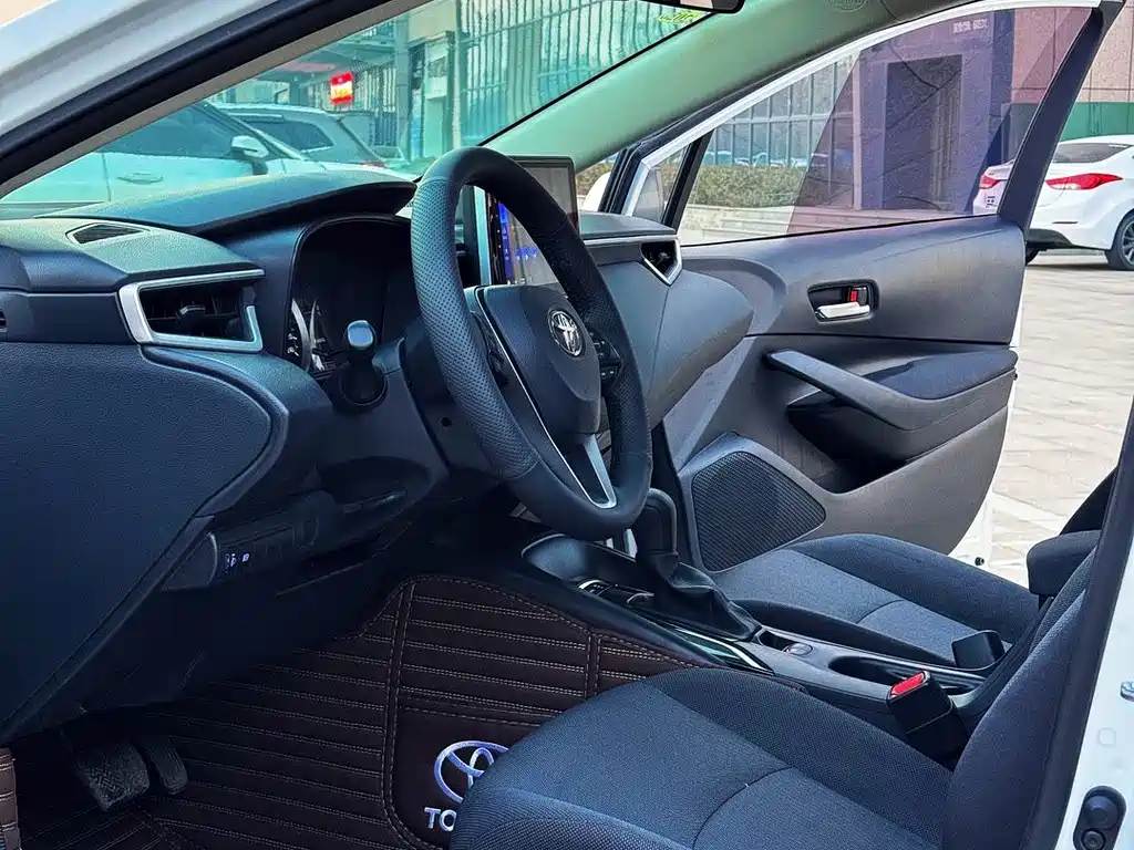 Toyota Corolla — миниатюра 12