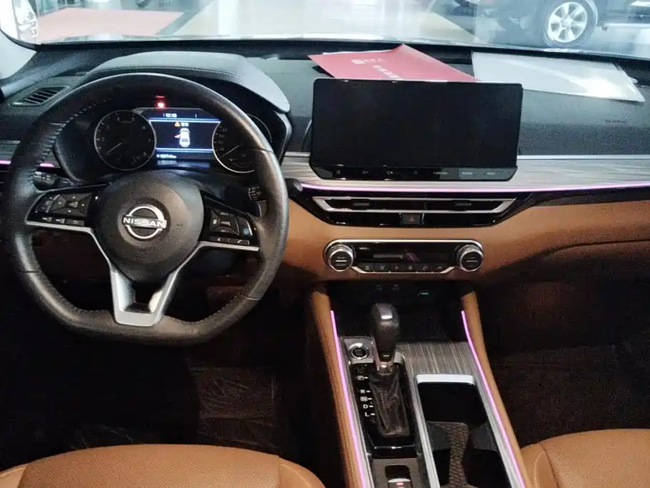 Nissan Teana — миниатюра 12