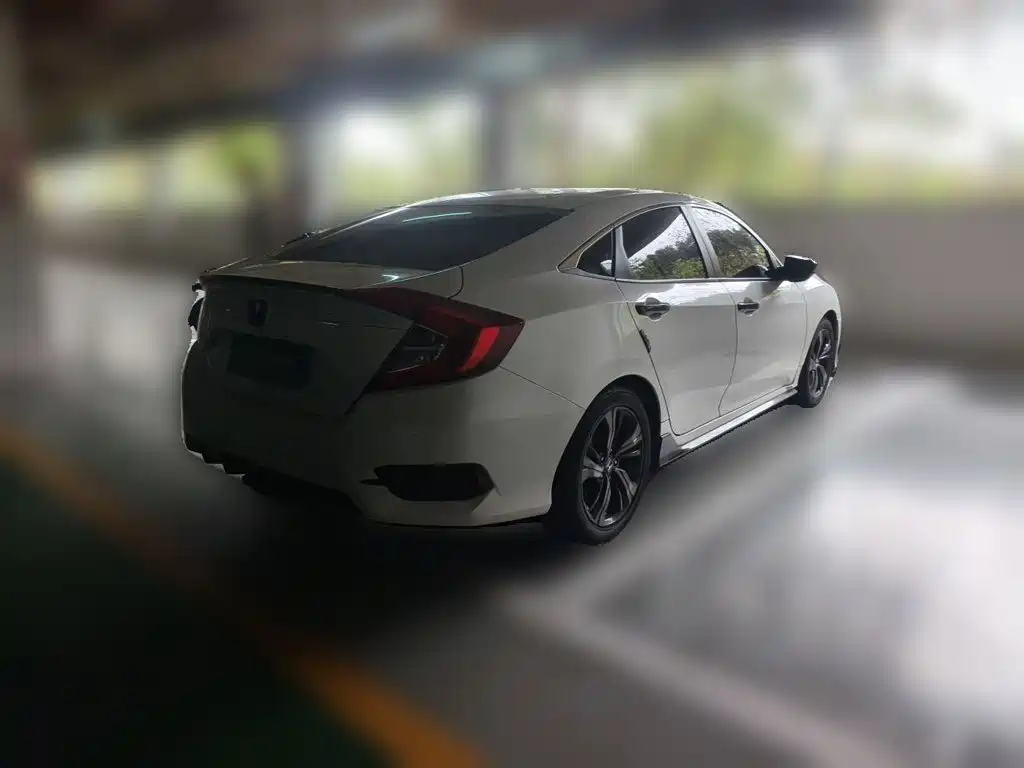 Honda Civic — миниатюра 4