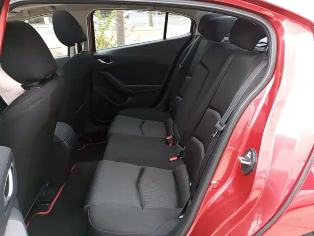 Mazda 3 Axela — миниатюра 17