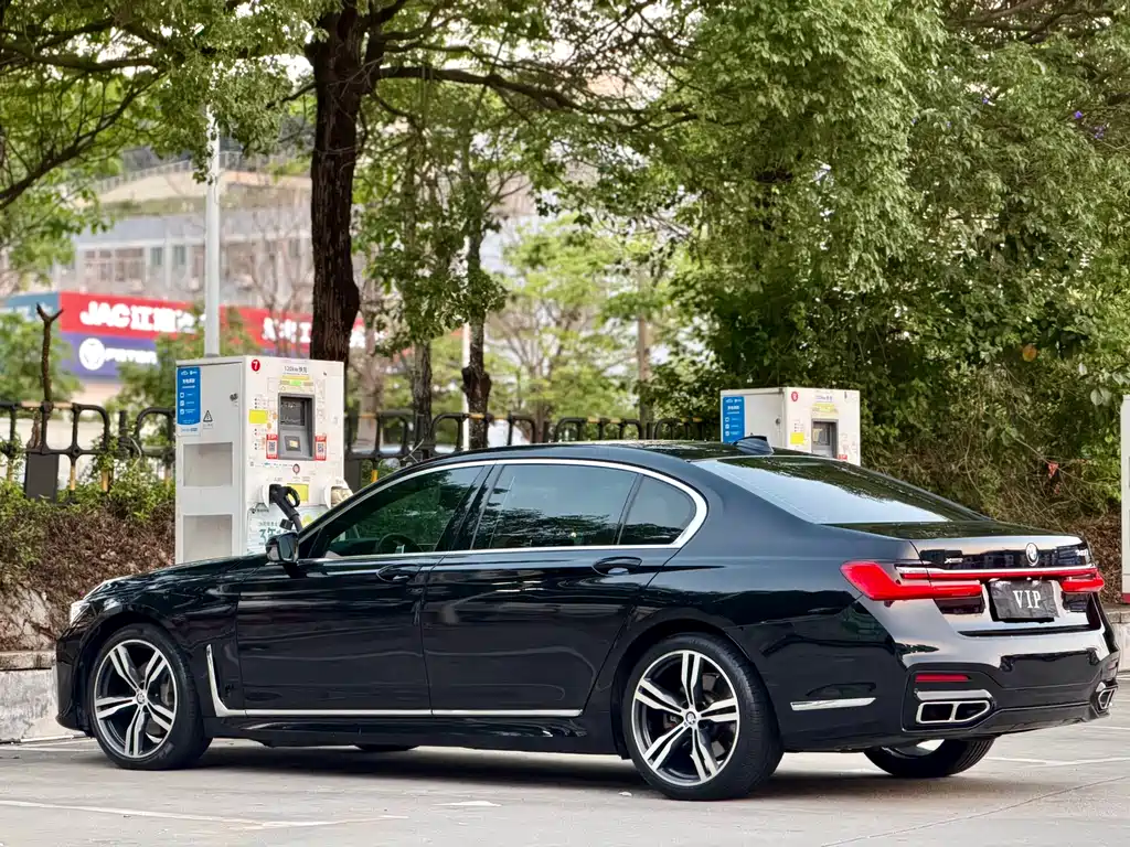BMW 7 Series 7 2018 740Li xDrive Premium M Sport