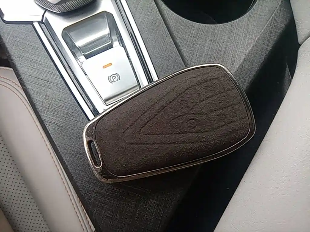 Changan UNI-V iDD — миниатюра 9