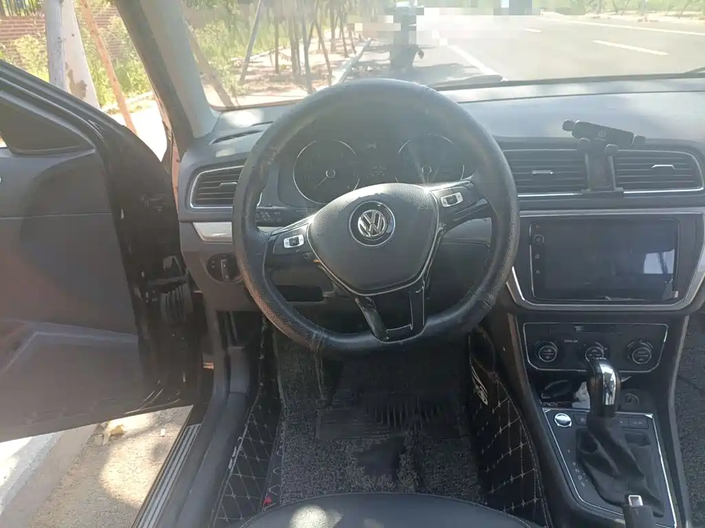 Volkswagen Lavida — миниатюра 11