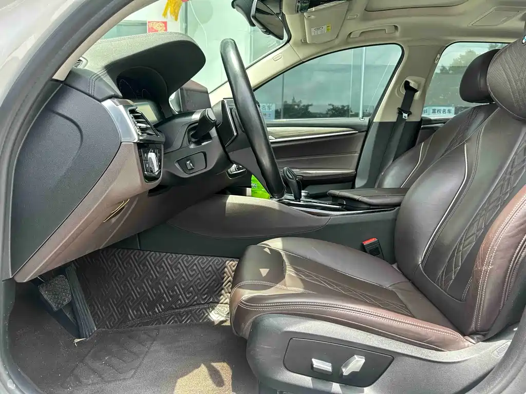 BMW 5 Series 5 2019 530Li Lead Luxury