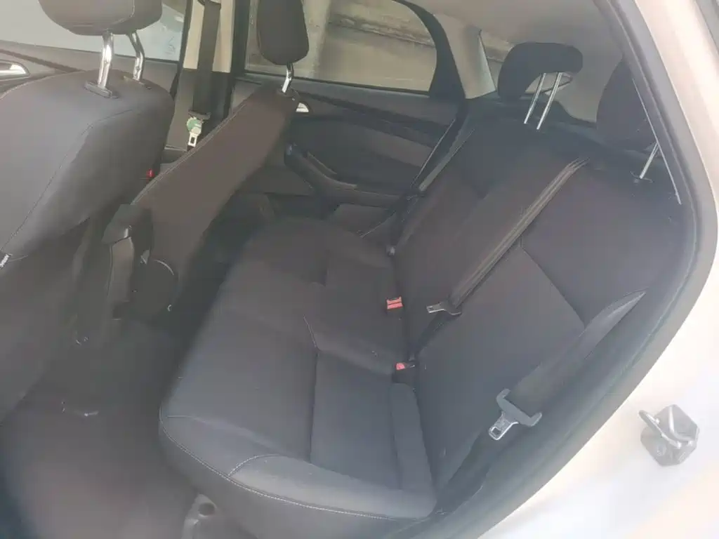 Ford Focus — миниатюра 17