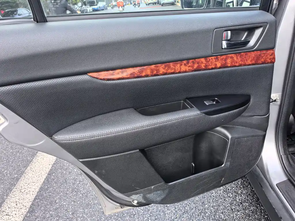 Subaru Outback — миниатюра 21