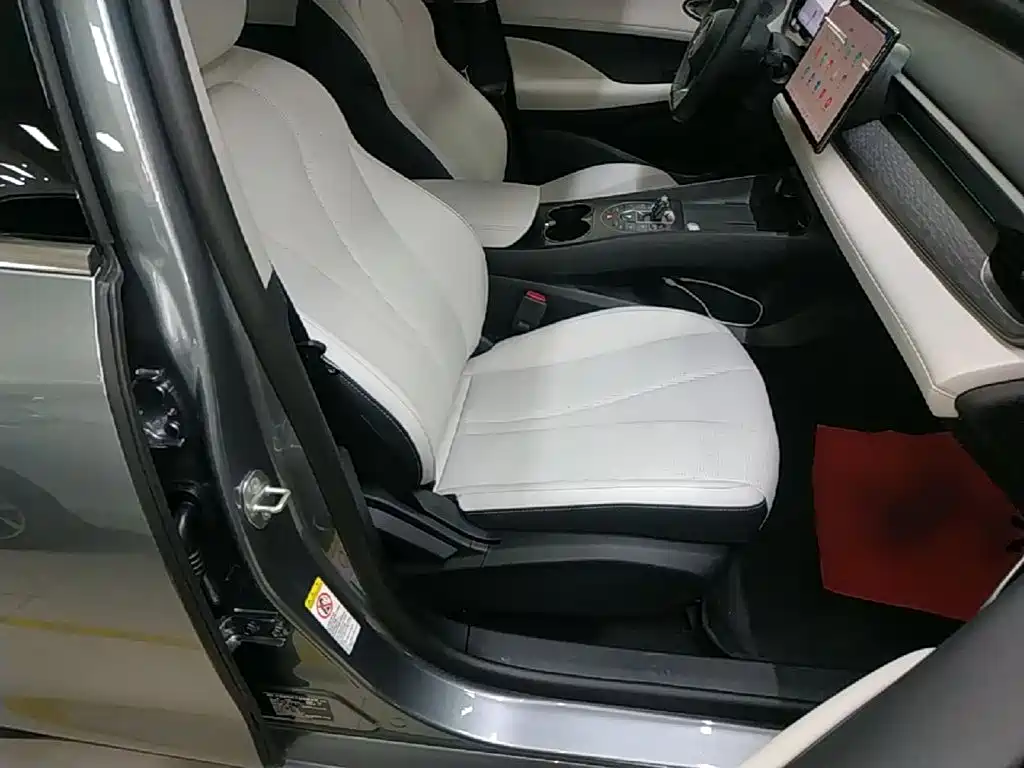 BYD Seal 05 DM-i — миниатюра 25