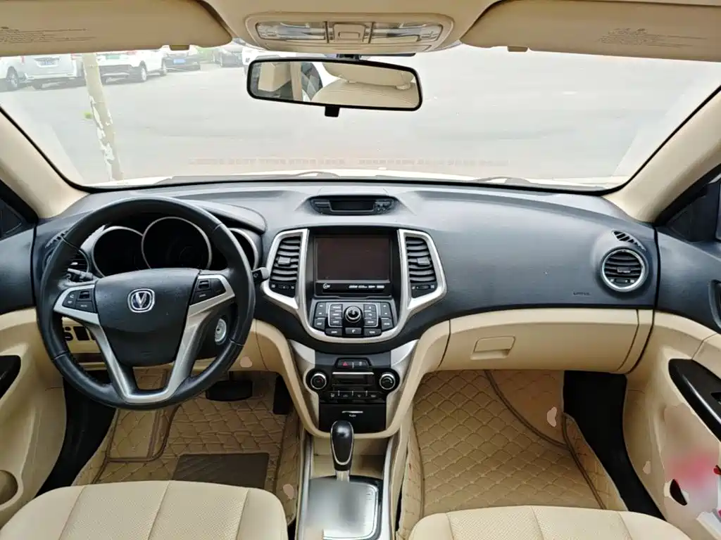 Changan Eado — миниатюра 10