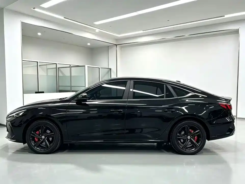 MG MG5 Scorpio — миниатюра 3