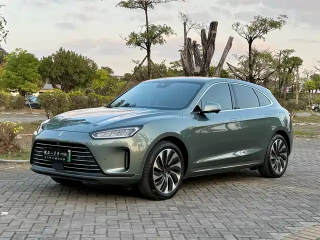 AITO ASK THE WORLD M5 2023